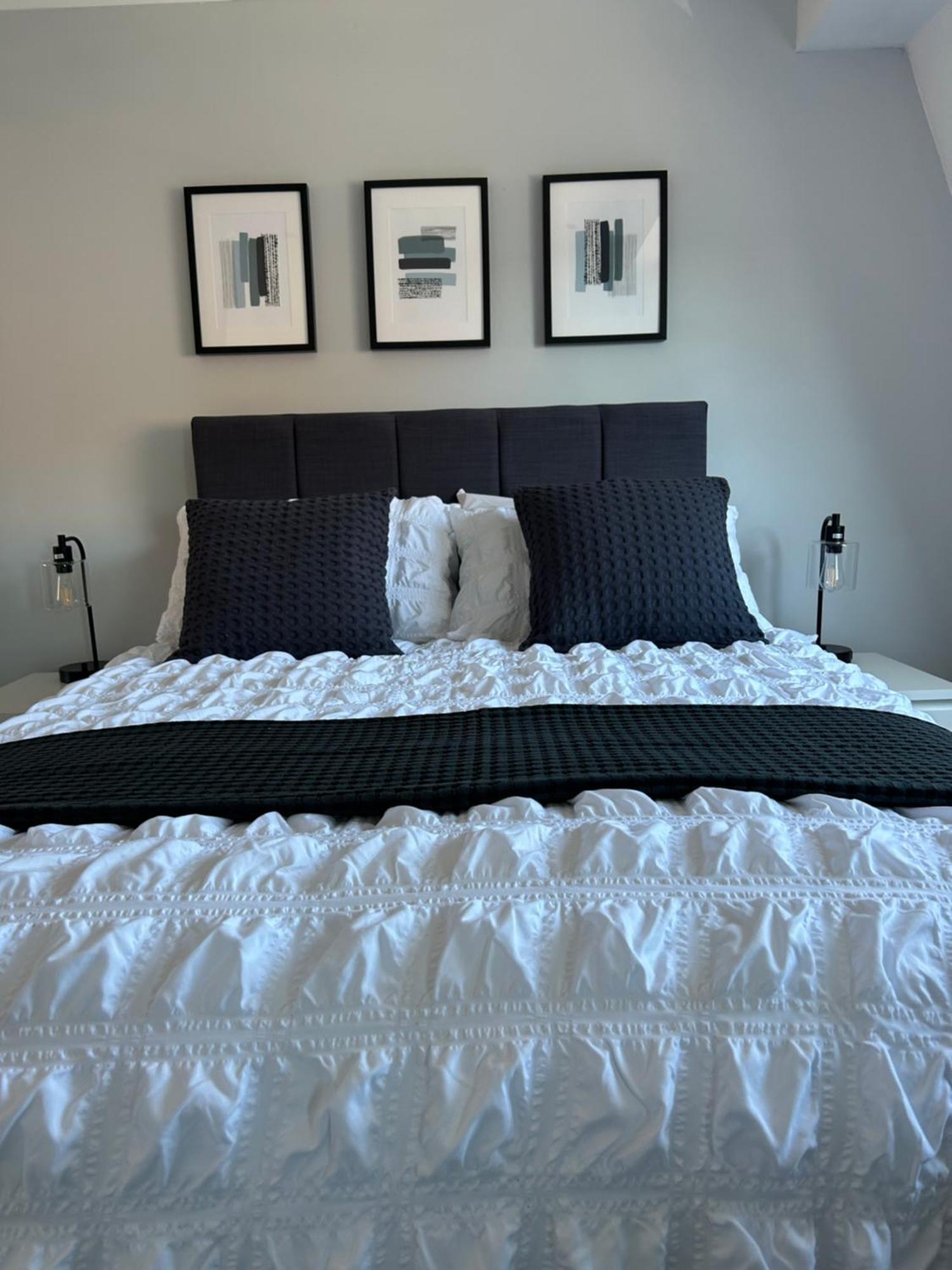 3 Bedroom - 2 Bathroom Townhouse In Corstorphine Near Murrayfield Stadium - Direct Bus To Edinburgh City Centre In 20 Minutes - Two Private Parking Spaces - Private Sunny Garden - Recently Refurbished Экстерьер фото